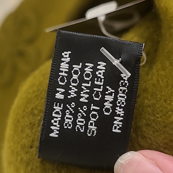 Anthropologie Blossom Story Wool Beret - NWT - Picture 3 of 5